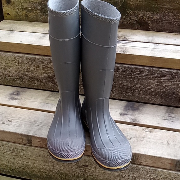 Servus Honeywell CSA Rubber Boots Size 8 Hard Toe Work Boots Grey Yellow / Grey - Picture 5 of 13